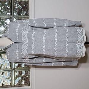 Aspen sweater 1/4 zip, kangaroo pouch, hidden thumb hole, grey white M